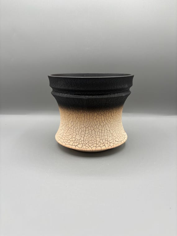 5.5 inch W* 5 inch H/ High quality handmade ceramic pottery/Succulent Pot/Handmade Pot/Caudex Pot/Ceramic Pot/Planter/Cactus Pot