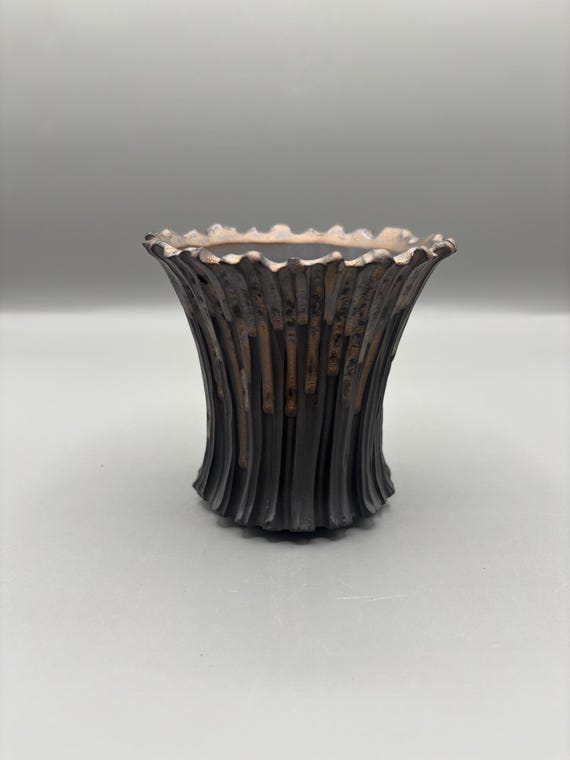 4 inch W* 4 inch H/ High quality handmade ceramic pottery/Succulent Pot/Handmade Pot/Caudex Pot/Ceramic Pot/Planter/Black Pot/Cactus Pot