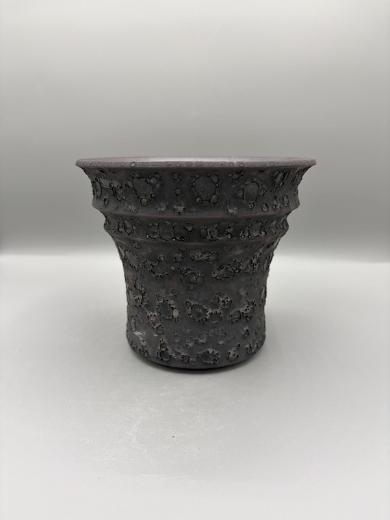 6 inch W* 5 inch H/ High quality handmade ceramic pottery/Succulent Pot/Handmade Pot/Caudex Pot/Ceramic Pot/Planter/Black Pot