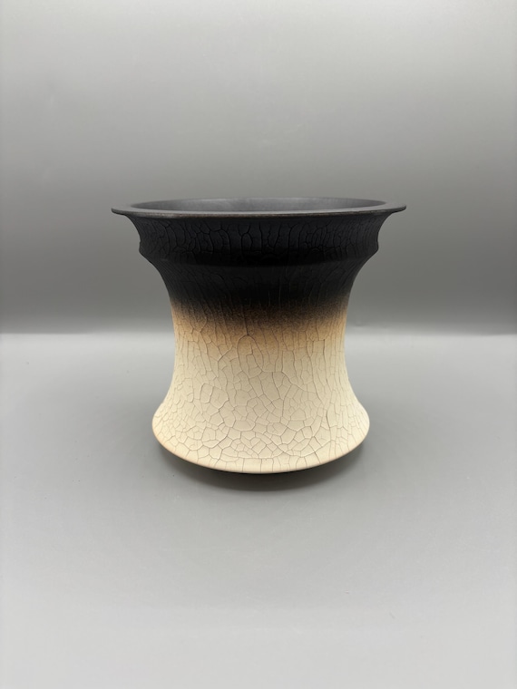 6 inch W* 5.25 inch H/ High quality handmade ceramic pottery/Succulent Pot/Handmade Pot/Caudex Pot/Ceramic Pot/Planter/Black Pot/Cactus Pot