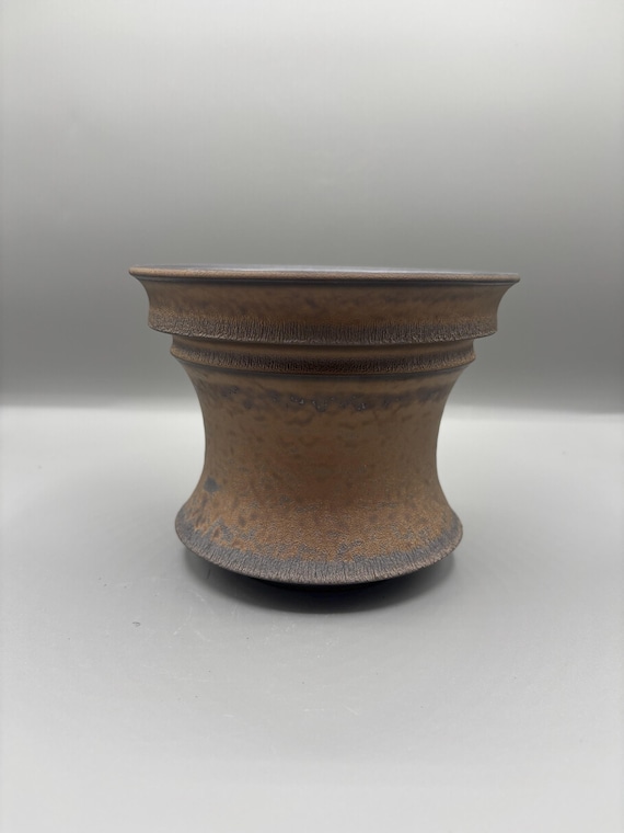 6 inch W* 5 inch H/ High quality handmade ceramic pottery/Succulent Pot/Handmade Pot/Caudex Pot/Ceramic Pot/Planters/Black Pots/Cactus pot