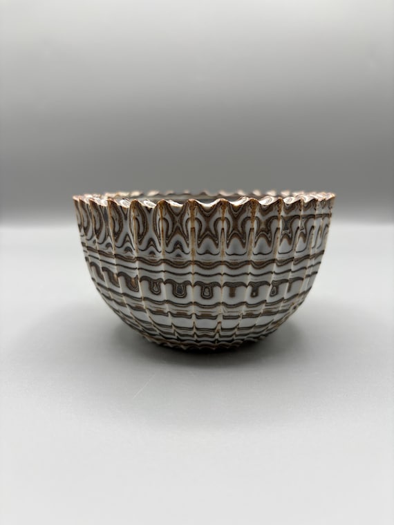 4 inch W* 2.5 inch H/ High quality handmade ceramic pottery/Succulent Pot/Handmade Pot/Caudex Pot/Ceramic Pot/Black Pot/Cactus Pot