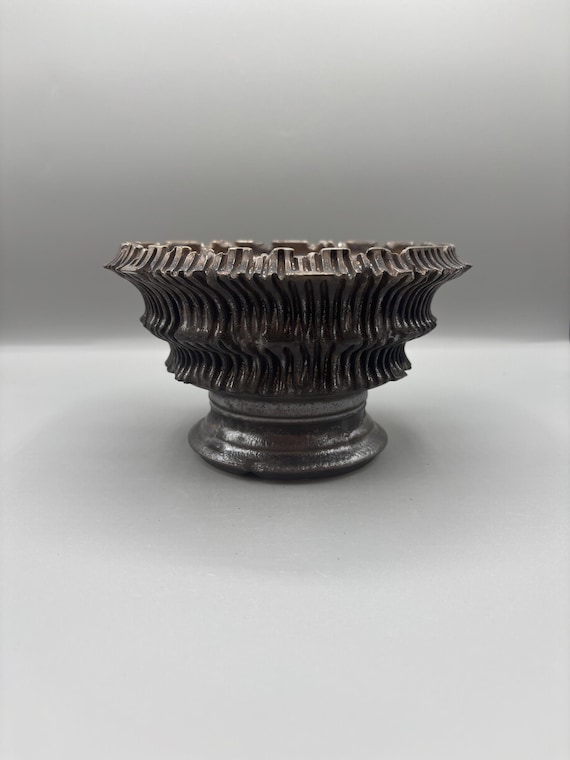 6.5 inch W* 3.5 inch H/ High quality handmade ceramic pottery/Succulent Pot/Handmade Pot/Caudex Pot/Ceramic Pot/Black Pot/Cactus Pot