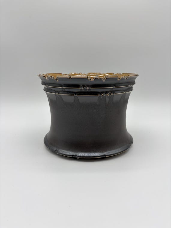 8 inch W* 6 inch H/ High quality handmade ceramic pottery/Succulent Pot/Handmade Pot/Caudex Pot/Ceramic Pot/Planter/Black Pot