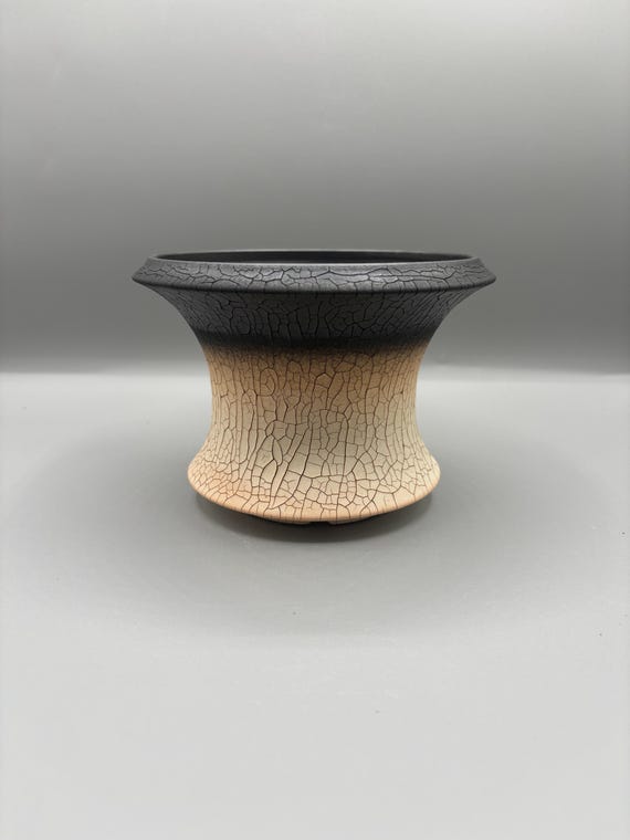 5.75 inch W* 4 inch H/ High quality handmade ceramic pottery/Succulent Pot/Handmade Pot/Caudex Pot/Ceramic Pot/Planter/Black Pot/Cactus Pot