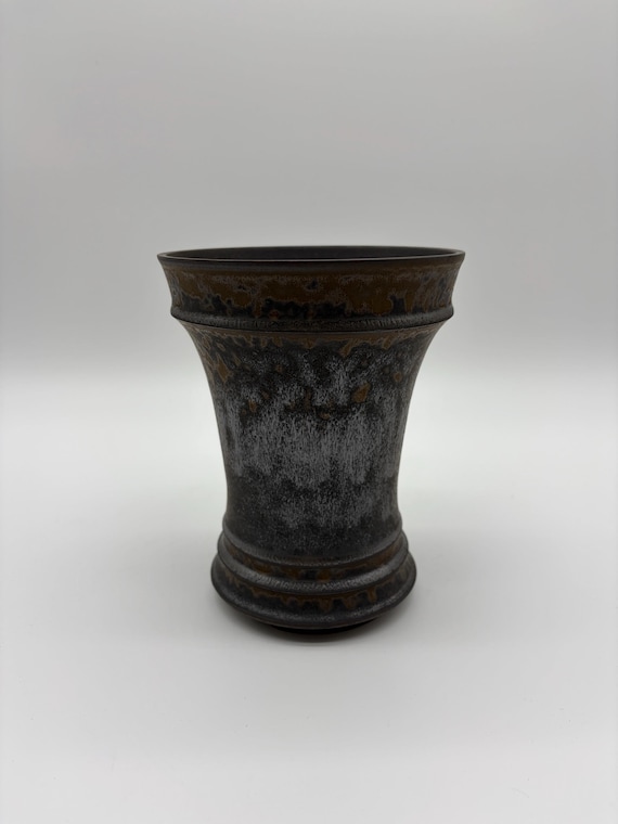 5.5 inch W* 7 inch H/ Rusted Metal Planter/ High quality handmade ceramic pottery/Succulent Pot/Handmade /Caudex Pot/Ceramic Pot/Bronze