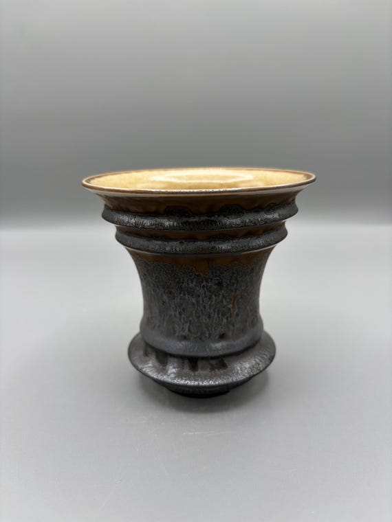 4 inch W* 4 inch H/ High quality handmade ceramic pottery/Succulent Pot/Handmade Pot/Caudex Pot/Ceramic Pot/Planter/Black Pot