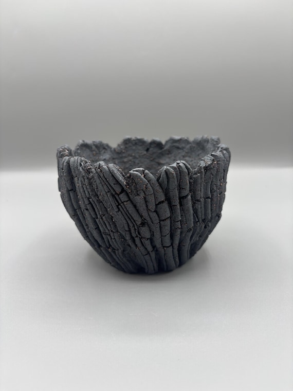4.75 inch W* 3.25 inch H/ High quality handmade ceramic pottery/Succulent Pot/Handmade Pot/Caudex Pot/Ceramic Pot/Planter/Black Pot