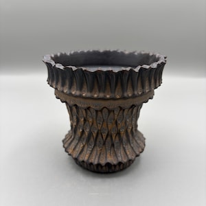Maceta de cerámica artesanal de alta calidad de 10 cm de ancho x 10 cm de alto / Maceta para suculentas / Maceta hecha a mano / Maceta de caudex / Maceta de cerámica / Jardinera / Maceta dorada