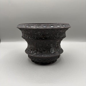 5.75 inch W* 4.75 inch H/ High quality handmade ceramic pottery/Succulent Pot/Handmade Pot/Caudex Pot/Ceramic Pot/Planter/Black Pot