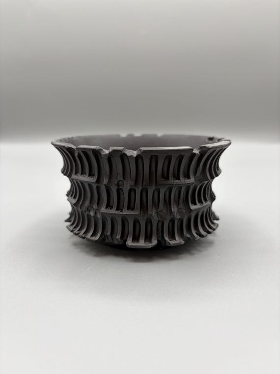 4 inch W* 2 inch H/ High quality handmade ceramic pottery/Succulent Pot/Handmade Pot/Caudex Pot/Ceramic Pot/Planter/Black Pot