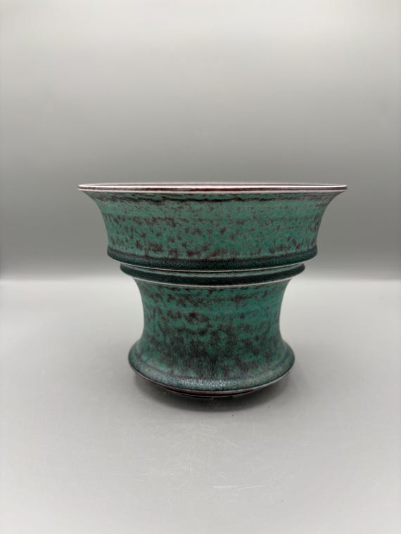 6 inch W* 4.5 inch H/ High quality handmade ceramic pottery/Succulent Pot/Handmade Pot/Caudex Pot/Ceramic Pot/Black Pot/Cactus Pot