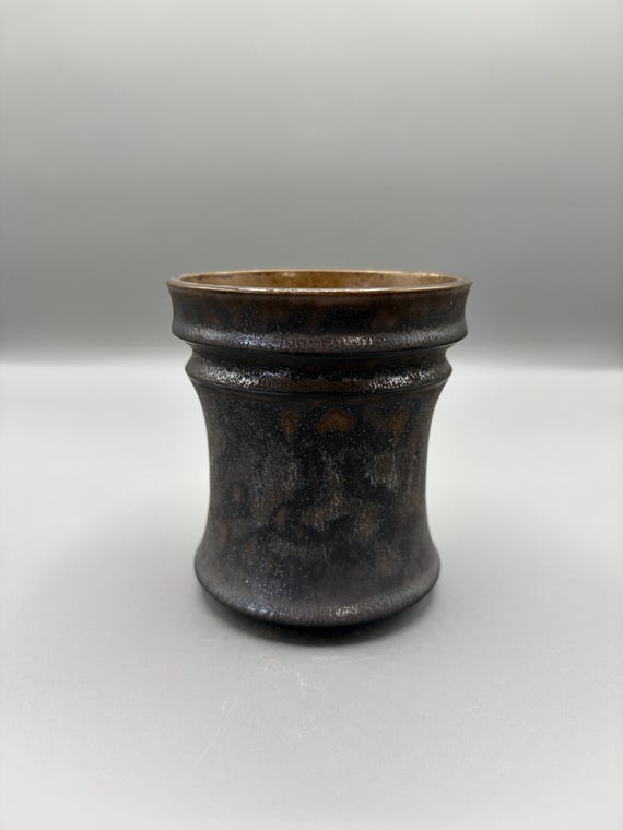 3.5 inch W* 4 inch H/ High quality handmade ceramic pottery/Succulent Pot/Handmade Pot/Caudex Pot/Ceramic Pot/Planter/Black Pot
