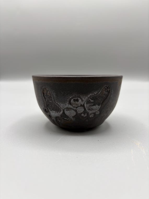 3.75 inch W* 2 inch H/ High quality handmade ceramic pottery/Succulent Pot/Handmade Pot/Caudex Pot/Ceramic Pot/Planter/Black Pot
