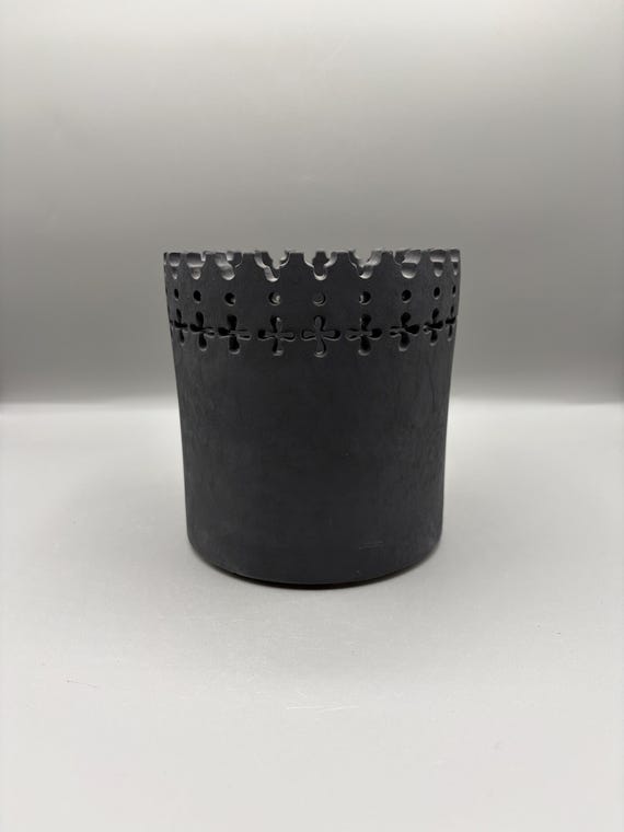 4.75 inch W* 5.25 inch H/ High quality handmade ceramic pottery/Succulent Pot/Handmade Pot/Caudex Pot/Ceramic Pot/Planter/Black Pot