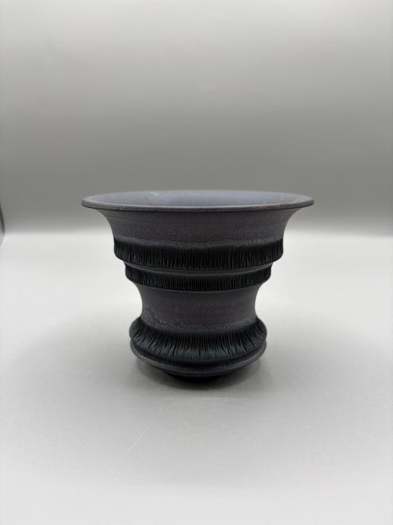 4.5 inch W* 3.25 inch H/ High quality handmade ceramic pottery/Succulent Pot/Handmade Pot/Caudex Pot/Ceramic Pot/Planter/Black Pot