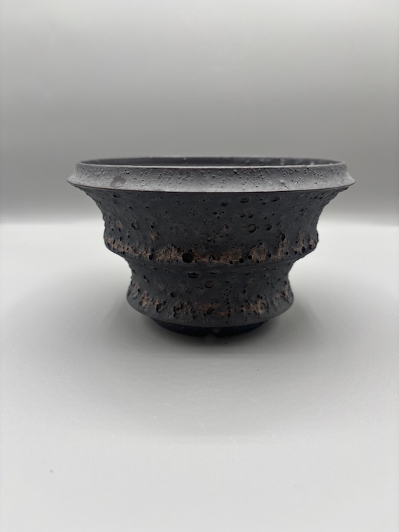 6 inch W* 3.5 inch H/High quality handmade ceramic pottery/Succulent Pot/Handmade Pot/Caudex Pot/Ceramic Pot/Planter/Black Pot/Cactus Pot
