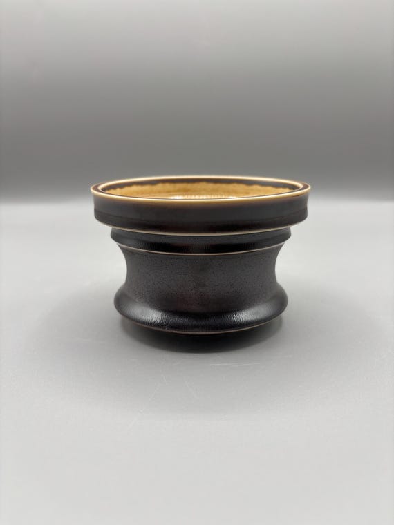 3.75 inch W* 2.5 inch H/ High quality handmade ceramic pottery/Succulent Pot/Handmade Pot/Caudex Pot/Ceramic Pot/Planter/Black Pot