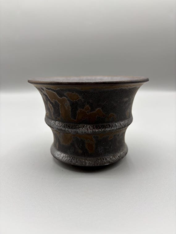 4 inch W* 2.75 inch H/ High quality handmade ceramic pottery/Succulent Pot/Handmade Pot/Caudex Pot/Ceramic Pot/Planter/Black Pot/Cactus Pot