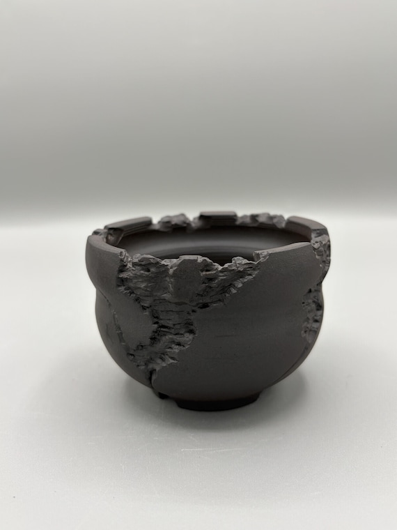 3.75 inch W* 2.5 inch H/ High quality handmade ceramic pottery/Succulent Pot/Handmade Pot/Caudex Pot/Ceramic Pot/Planter/Black Pot
