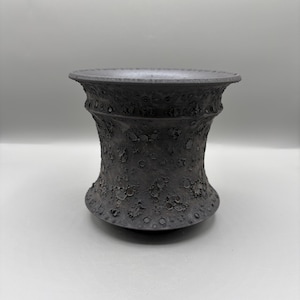 5.5 inch W* 5.25 inch H/ High quality handmade ceramic pottery/Succulent Pot/Handmade Pot/Caudex Pot/Ceramic Pot/Planter/Black Pot