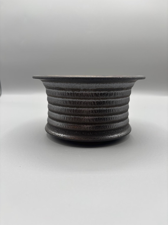 5.25 inch W* 2.5 inch H/High quality handmade ceramic pottery/Succulent Pot/Handmade Pot/Caudex Pot/Ceramic Pot/Planter/Black Pot/Cactus Pot