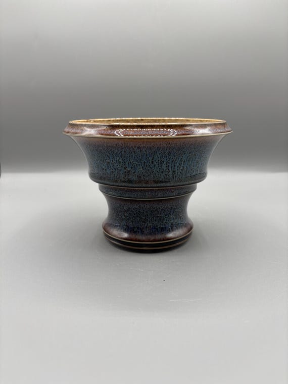 5.25 inch W* 4 inch H/ High quality handmade ceramic pottery/Succulent Pot/Handmade Pot/Caudex Pot/Ceramic Pot/Planter/Black Pot/Cactus Pot