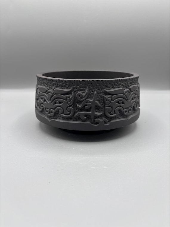 5.5 inch W* 3 inch H/ High quality handmade ceramic pottery/Succulent Pot/Handmade Pot/Caudex Pot/Ceramic Pot/Planter/Black Pot/Cactus Pot