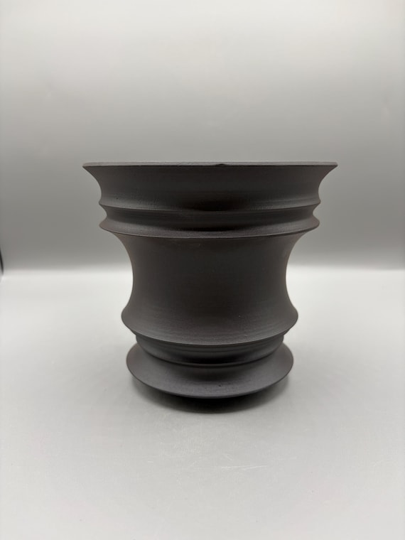 5.5 inch W* 5 inch H/ High quality handmade ceramic pottery/Succulent Pot/Handmade Pot/Caudex Pot/Ceramic Pot/Black Pot/Cactus Pot