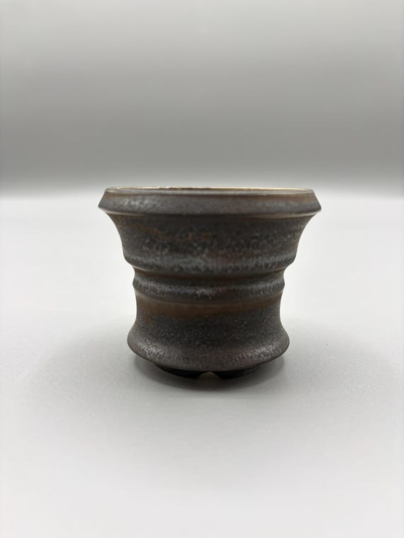 2.25 inch W* 2 inch H/ High quality handmade ceramic pottery/Succulent Pot/Handmade Pot/Caudex Pot/Ceramic Pot/Planter/Black Pot