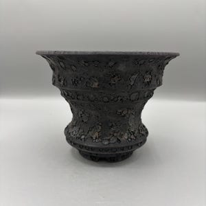 6 inch W* 4.5 inch H/ High quality handmade ceramic pottery/Succulent Pot/Handmade Pot/Caudex Pot/Ceramic Pot/Black Pot/Cactus Pot