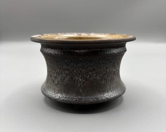 4 inch W* 2.5 inch H/ High quality handmade ceramic pottery/Succulent Pot/Handmade Pot/Caudex Pot/Ceramic Pot/Planter/Black Pot