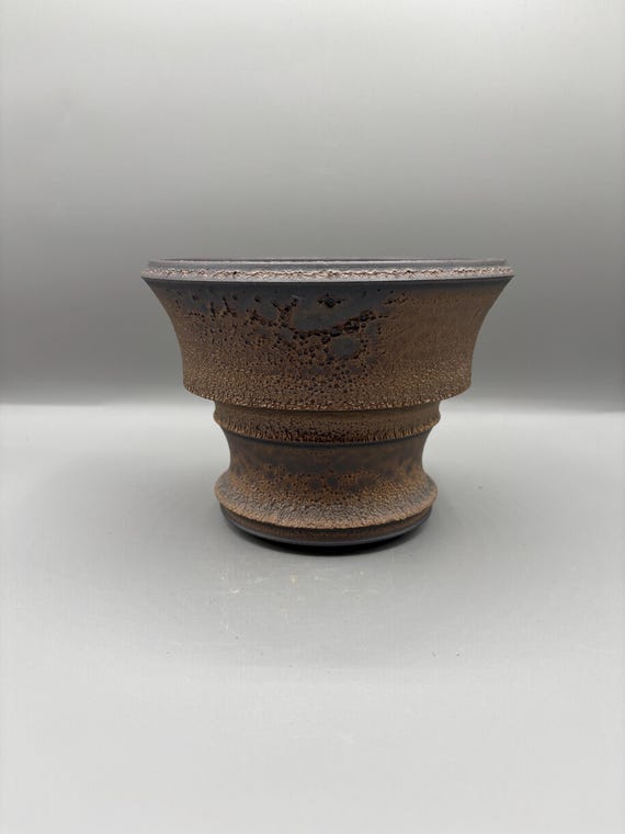 6.5 inch W* 4.5 inch H/ High quality handmade ceramic pottery/Succulent Pot/Handmade Pot/Caudex Pot/Ceramic Pot/Planter/Black Pot/Cactus Pot