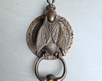 8.6" Vintage Solid Brass Hornet Door Knocker - Decorative Door Bell Gate Front Door Hanging HEAVY Hornet Statue Antique Brass Wall Decor