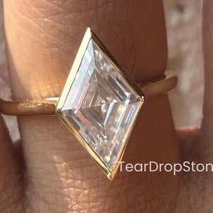 3.5 Ct Lozenge Cut Moissanite Engagement Ring Bezel Set Solitaire Ring 14K Solid Gold Kite Cut Moissanite Ring Anniversary Gift Ring For Her