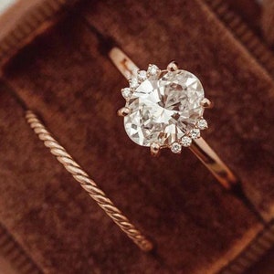 2 Ct Oval Cut Moissanite Engagement Ring Set Solid 14K Rose Gold Anniversary Ring Set Art Deco Wedding Ring Set Promise Ring For Her Gift