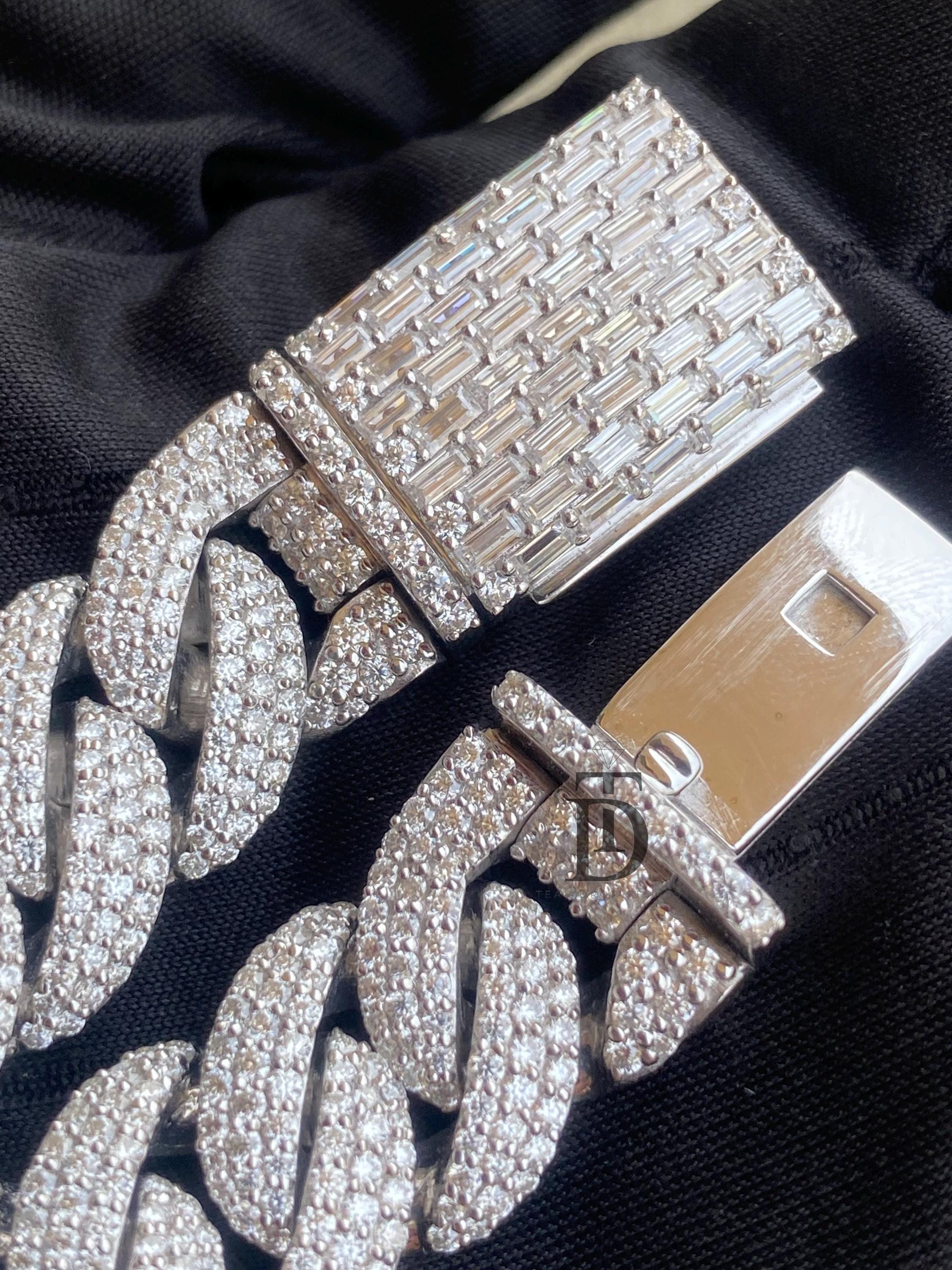 本物のVVS1モアッサナイト マイアミ キューバン リンクブレスレット