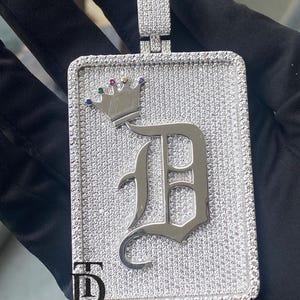 Fully Iced Out Custom Initial Latter Pendant Round VVS Moissanite Square Shape Pendant Hip Hop Pendant 925 Silver Men&#39;s Charm Pendant