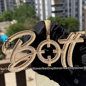Colgante de moissanita auténtica estilo hip hop, colgante con inicial "Latter" para hombre, colgante de moissanita con diamantes en plata 925, joyería hip hop con acabado brillante.