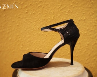 Tango shoes 07 black shinny leather