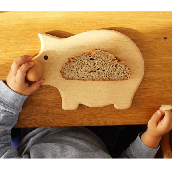 Frühstücksbrettchen aus Holz mit Tiermotiv Schwein inkl. Eierhalter, Geschenk für Kinder