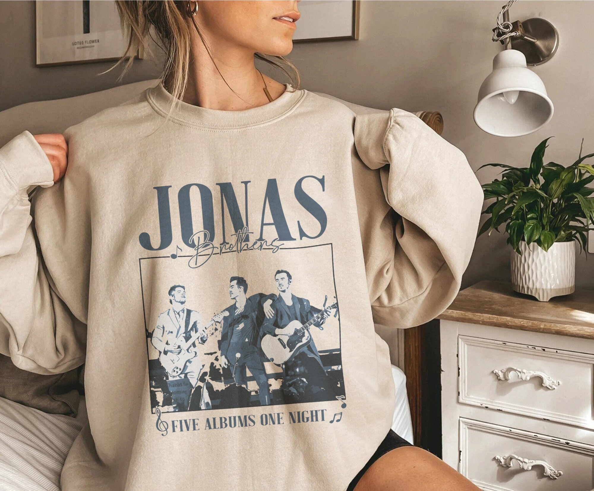 I Find My Paradise Jonas Brothers Hoodie • Shirtnation - Shop trending t- shirts online in US