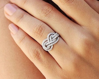 Doppelter Unendlichkeitsknotenring, runder Moissanit-Diamant-Unendlichkeitsring, Hochzeits- & Verlobungsring, Geschenk für Freundin, Versprechensring für sie