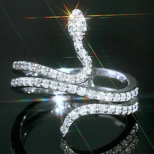 Round Moissanite Diamond Snake Ring, Reptile Animal Inspire Ring, Woman's Finger Wrap Snake Ring, 925 Silver & Gold Ring, Birthday Gift Ring