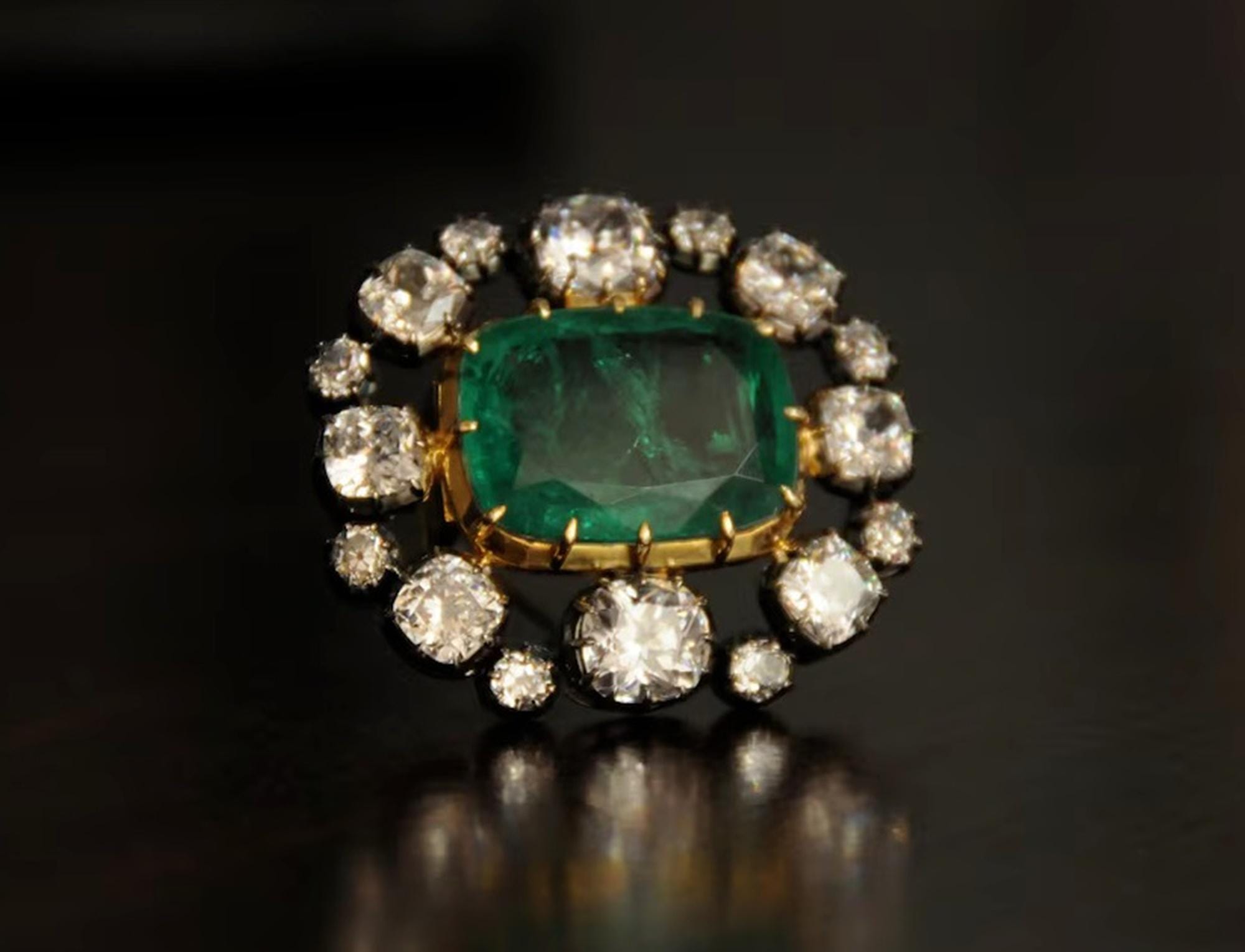 Green Cushion Cut CZ Stone Brooch, Woman's Two Tone Brooch, Retro Mid Century Brooch, May Birthstone Brooch, Vintage Inspire Wedding Brooch
