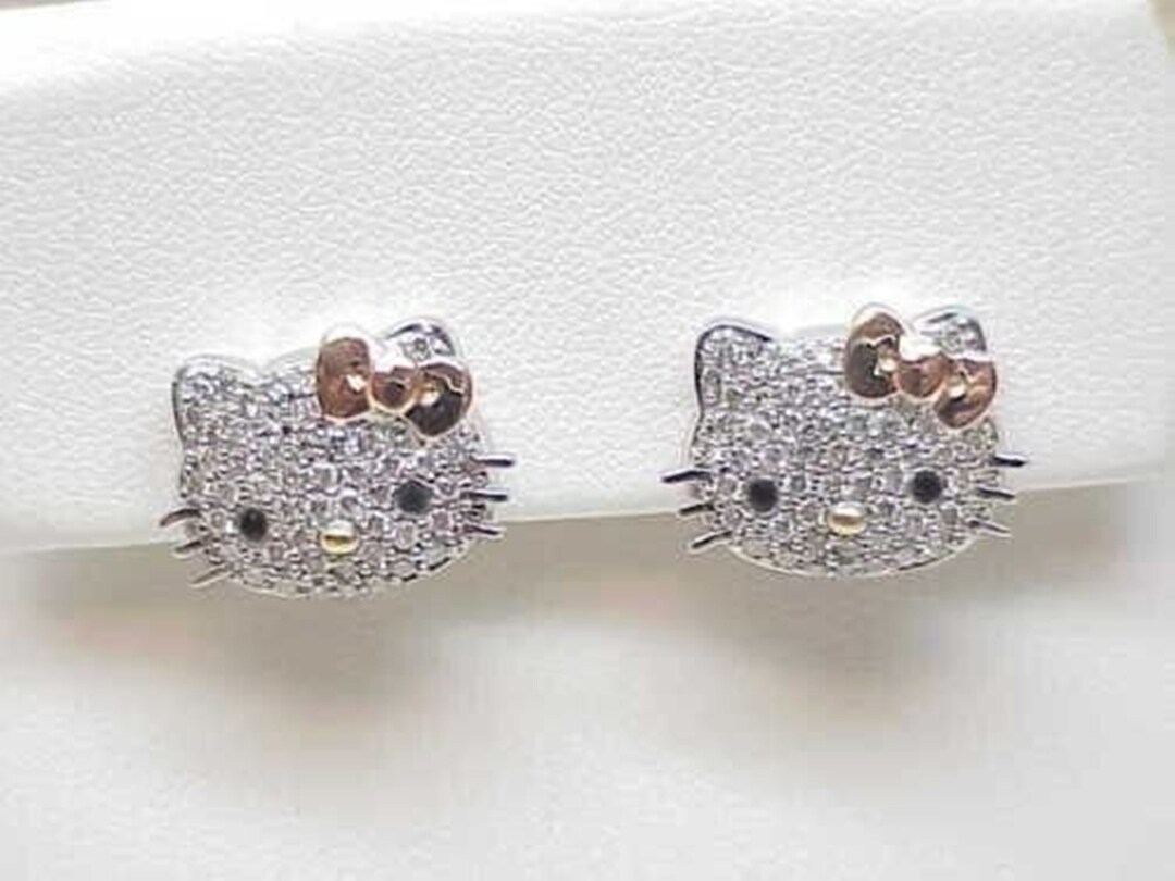 アクセサリーその他 Kitty Earrings Lot of 3 Hello Kitty Earrings - Silver Tone Rhinestone