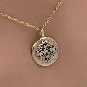 Collier croix celtique en or massif 14 carats, croix personnalisée, symbole croix païenne, pendentif croix irlandaise, croix celtique de la Trinité, bijoux artisanaux