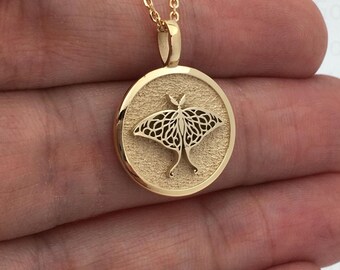 Real 14k Solid Gold Moth Necklace, Charm Butterfly Jewelry, Luna Moth Coin, Animal Pendant, Personalized Moth Pendant, Dainty Moon Moth Disc