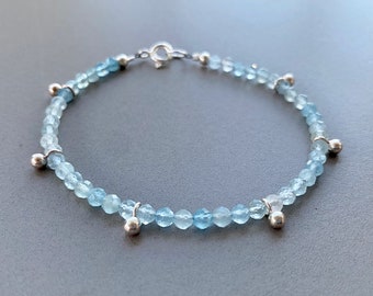 Aquamarine and silver bracelet, delicate blue bracelet, 925 silver bead bracelet, fine bracelet, gift for her, charm bracelet