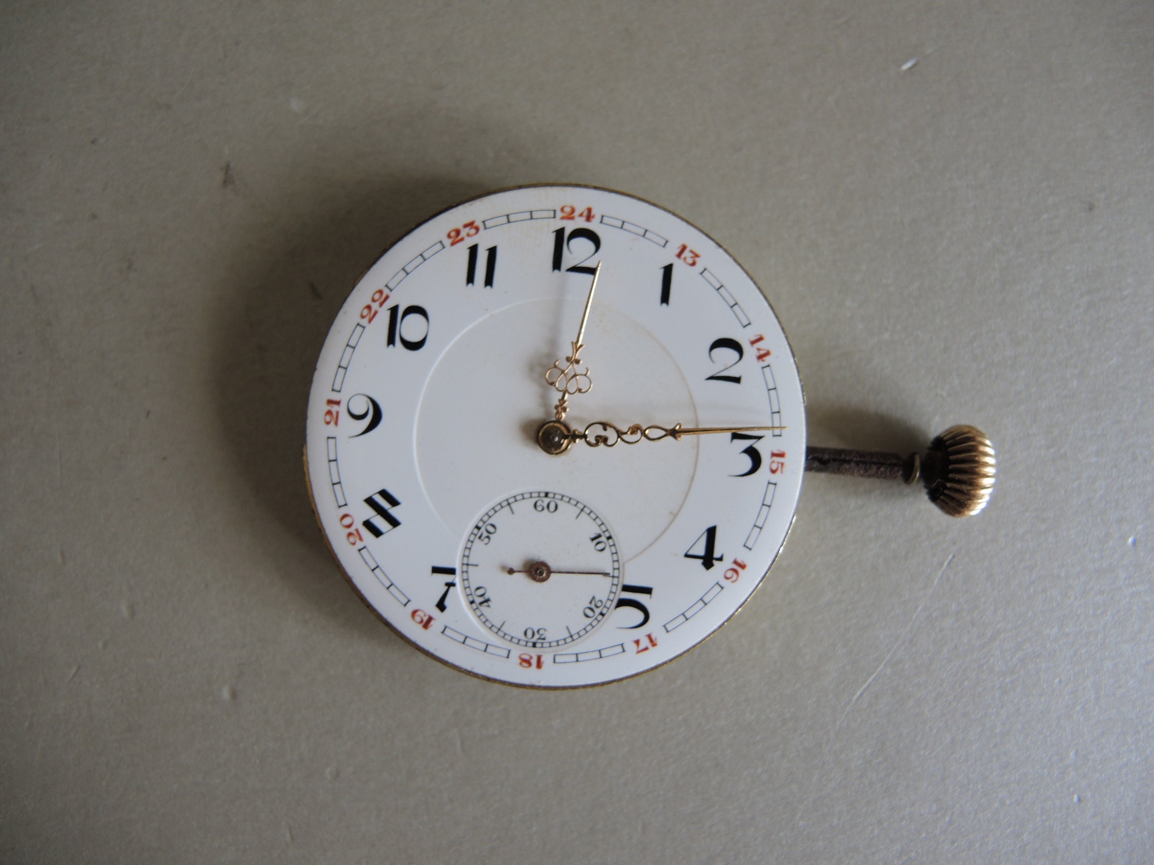 Antique Ticking Pocket Watch Movement / OMEGA IWC Rolex / Steampunk